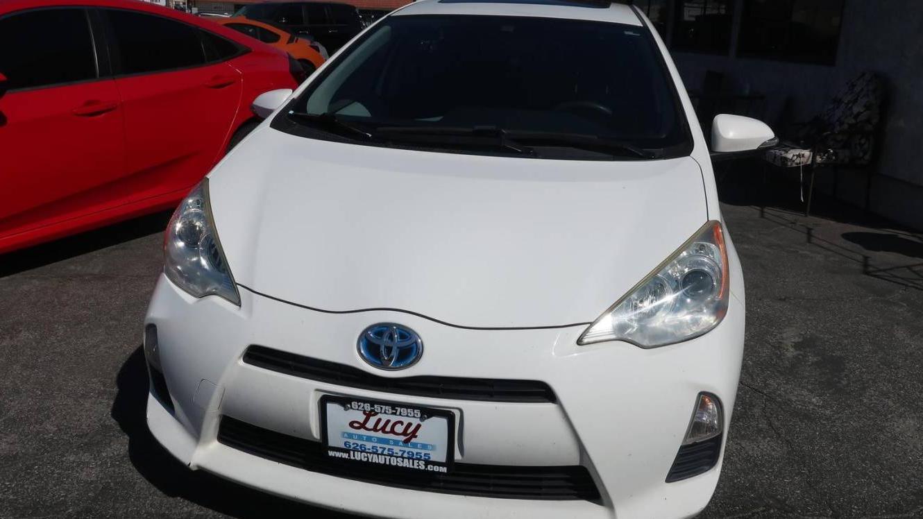 TOYOTA PRIUS C 2012 JTDKDTB31C1002649 image